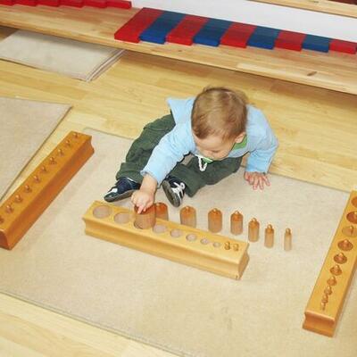 AssistentIn mit Montessori